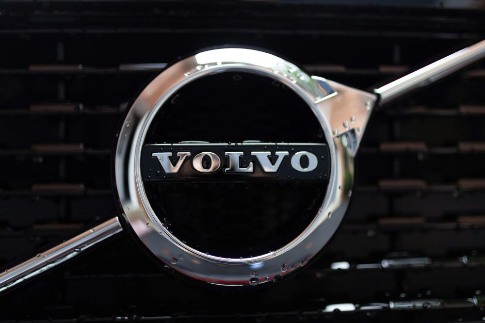 Få bilen tilbage i topform med en specialiseret Volvo pladesmed